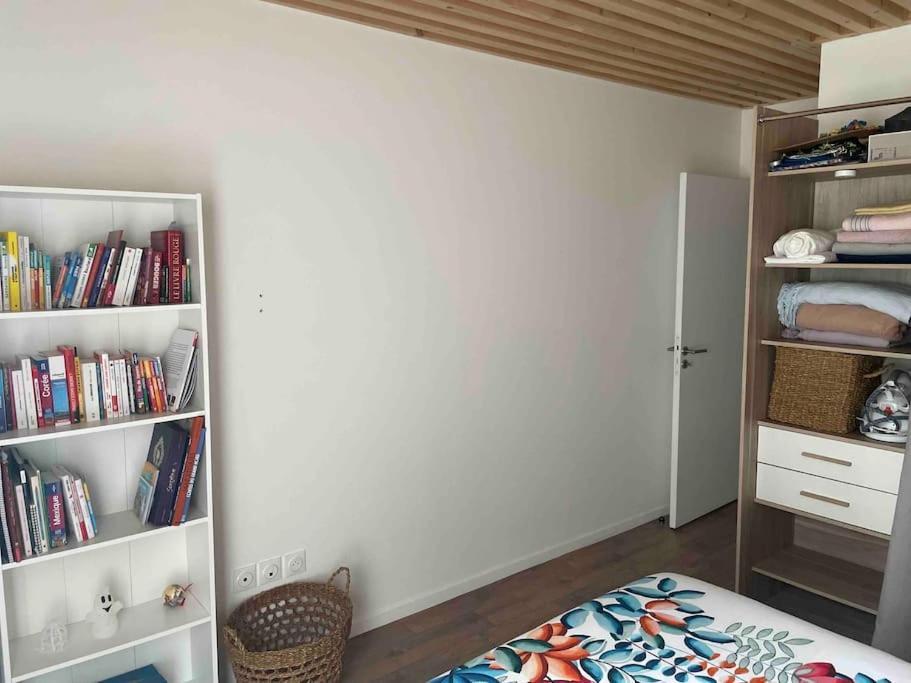 Prego , Cosy Flat Next To Disneylandparis Шантлуп-ан-Бри Экстерьер фото